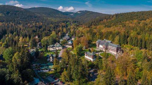 Zah�jen� l�ze�sk� sez�ny - www.webtrziste.cz