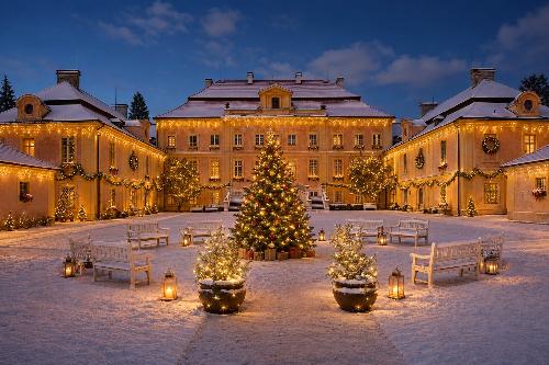 P�edadventn� jarmark na z�mku Kr�sn� Dv�r - www.webtrziste.cz